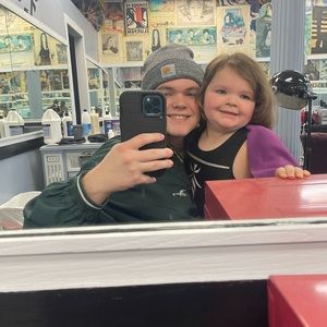 Meet your Posher, Ethan